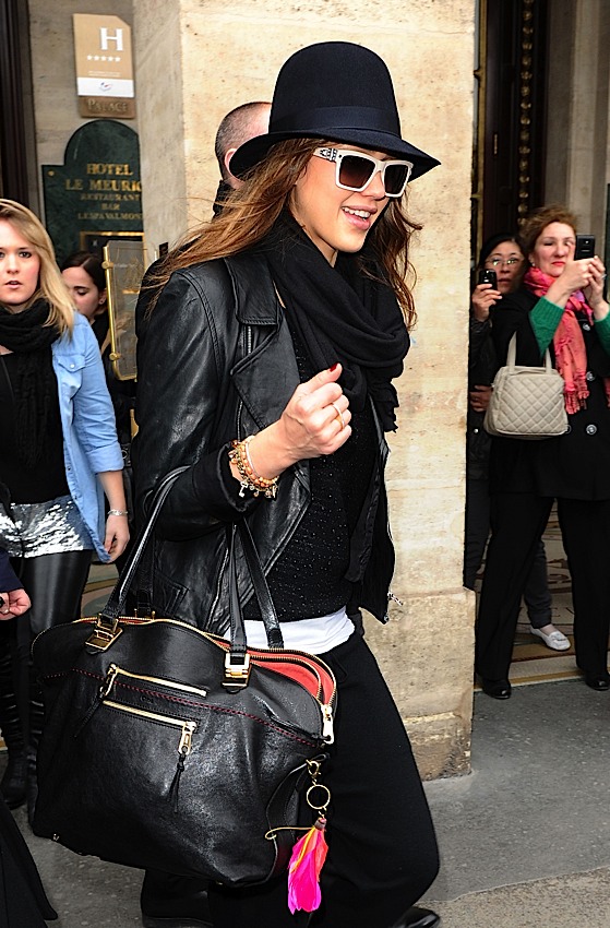 Jessica Alba Has Been Keeping a Lower Profile Lately, but Her Bag Game is  Still Great - PurseBlog