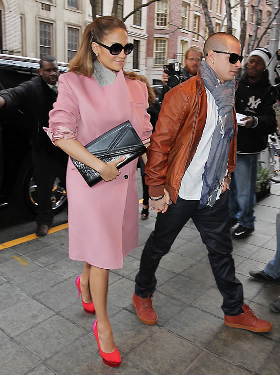 Jennifer Lopez Keeps Carrying This Charles & Keith Handbag