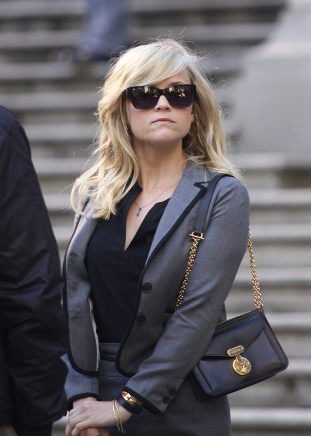 Reese Witherspoon carries antler in her handbag but where did Rudolph  go?