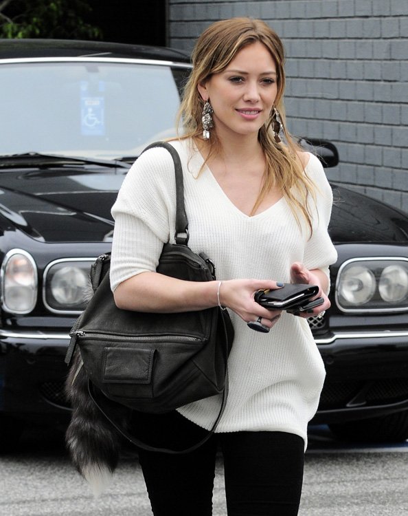 Enjoy a Double Dose of Hilary Duff's Handbag Picks From the Past Week, Plus  More Celeb Bags - PurseBlog
