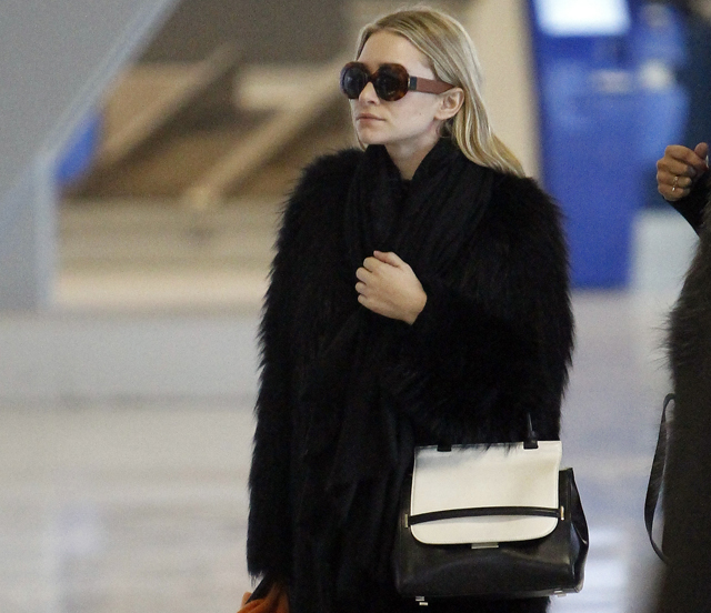 Ashley Olsen totes The Row’s latest bag en route to New York - PurseBlog