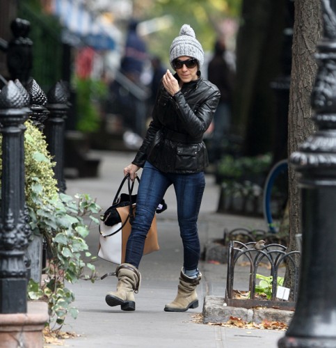 The Michael Kors Miranda Tote Reminds Us How Tiny Sarah Jessica Parker ...