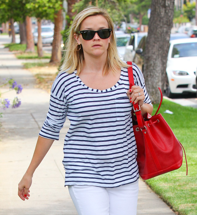 Just Can't Get Enough: Reese Witherspoon and Her Pink Handbags