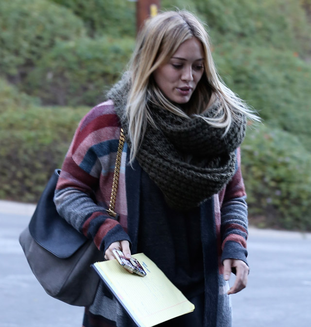 Hilary Duff Has Kept a Lower Paparazzi Profile Lately, But Her Bags are  Still Great - PurseBlog