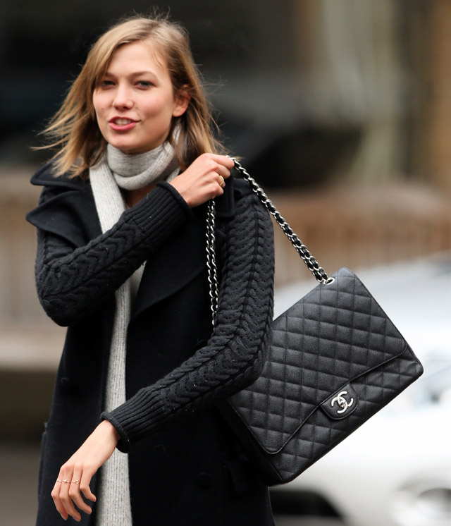 Karlie Kloss Carries Chanel in NYC - PurseBlog  Chanel classic jumbo, Chanel  bag, Chanel bag black