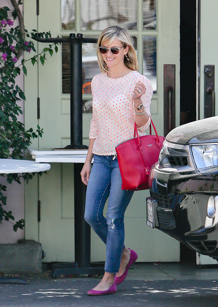 Reese Witherspoon Has a New Louis Vuitton Soft Lockit of Her Own - PurseBlog