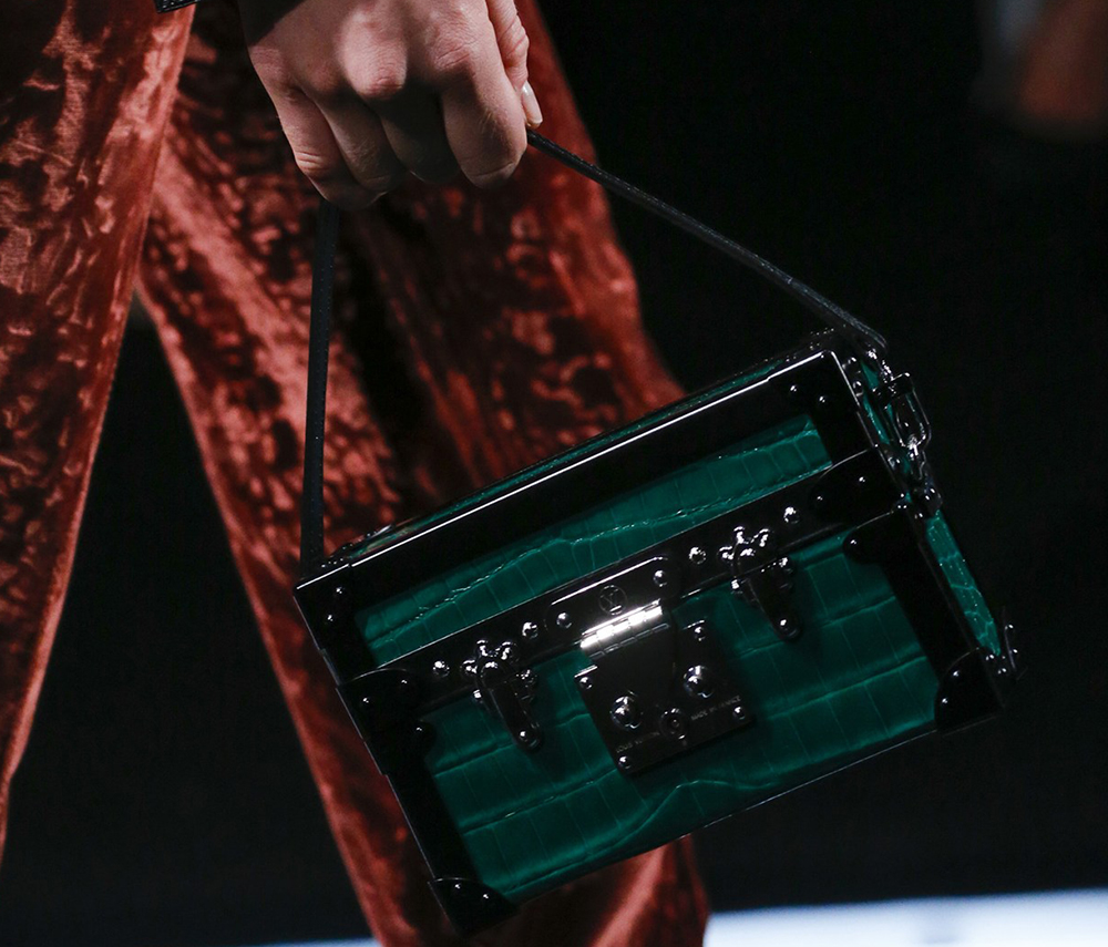 Louis Vuitton's Lockit is celebrity It bag for Spring 2014: ohnotheydidnt —  LiveJournal - Page 3