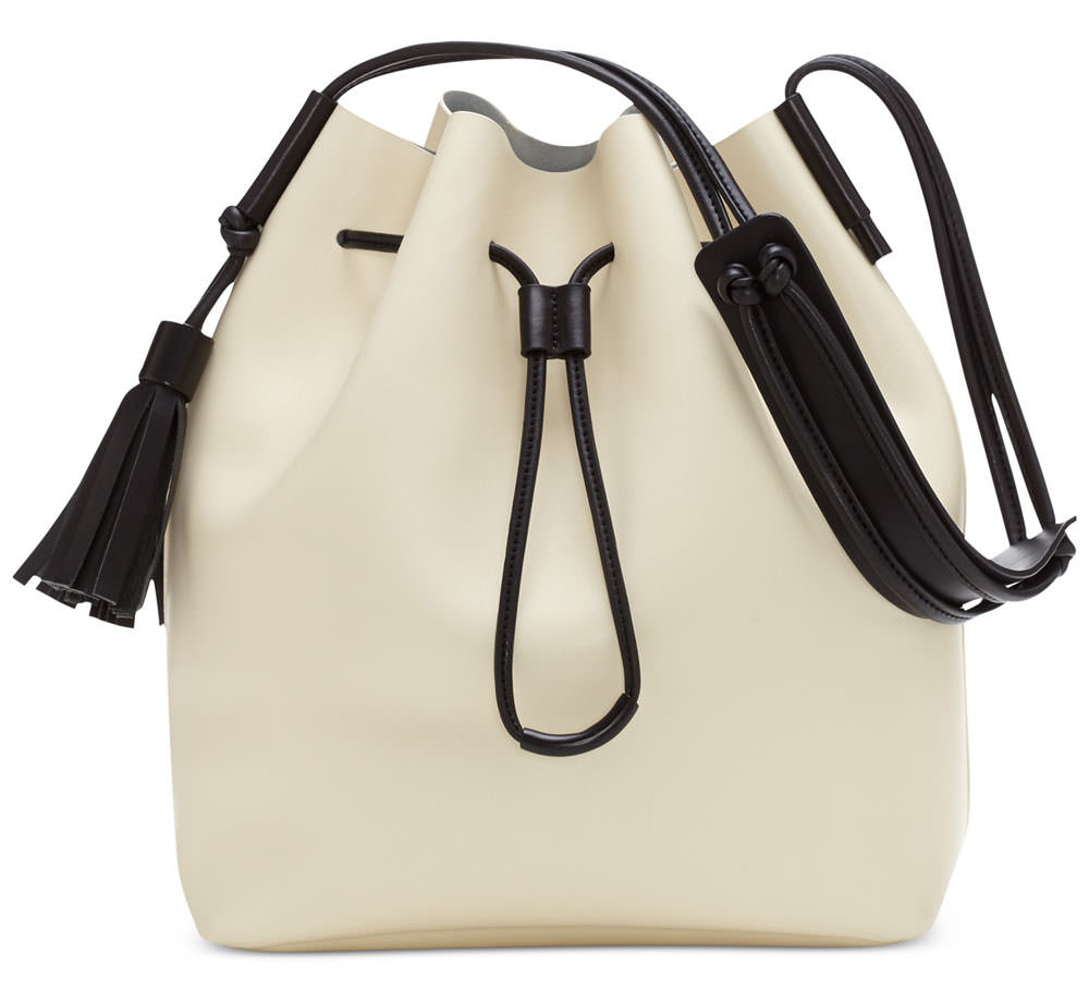 25 Bucket Bags that Make It Easy to Adopt Spring's Biggest Bag Trend ...