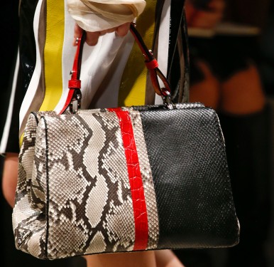 Prada Maintains a Strong Trajectory with Its Spring 2016 Runway Bags -  PurseBlog