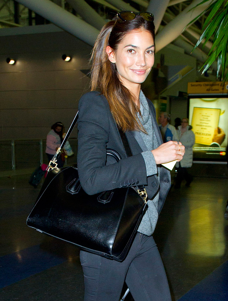 Just Can't Get Enough: Miranda Kerr and Her Mansur Gavriel Bucket