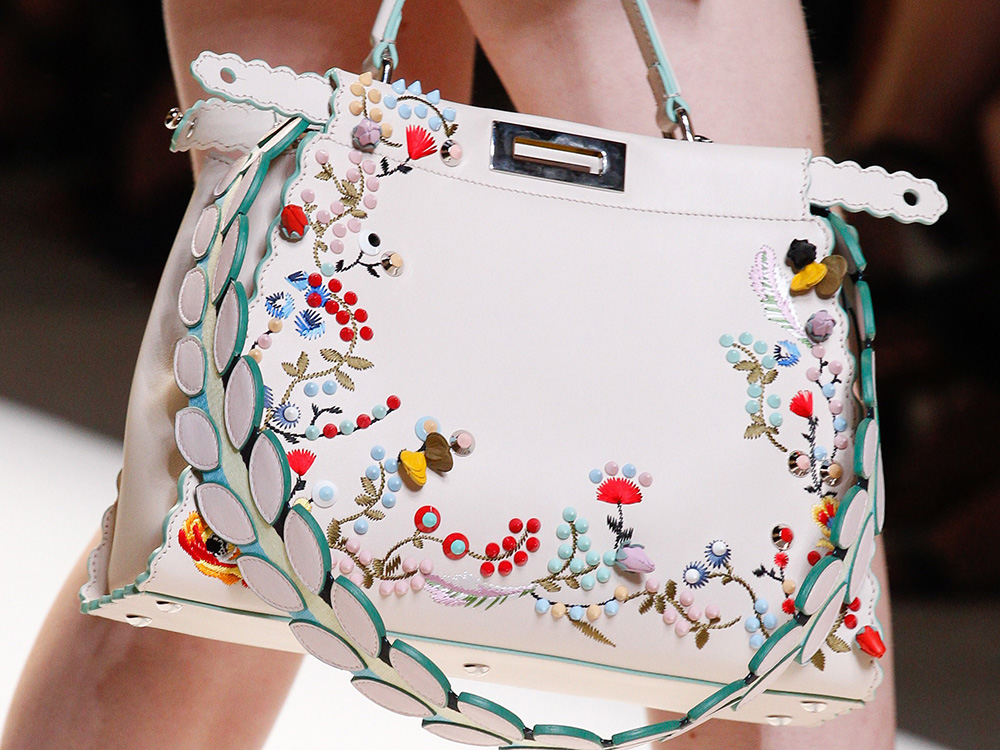15 Trendy Crossbody Bags Perfect for Spring