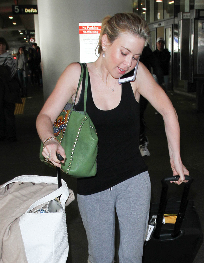 Celebs Smile and Sulk with Fab New Bags from Mansur Gavriel, Tod's and  Céline - PurseBlog