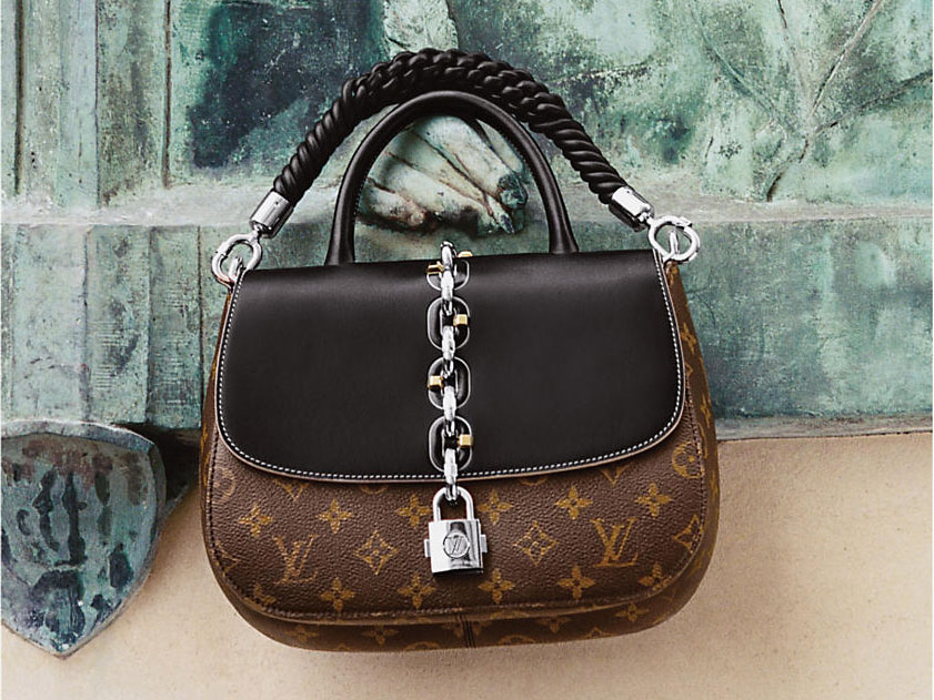 The Oversized Bags of Louis Vuitton Spring 2023 - PurseBlog in