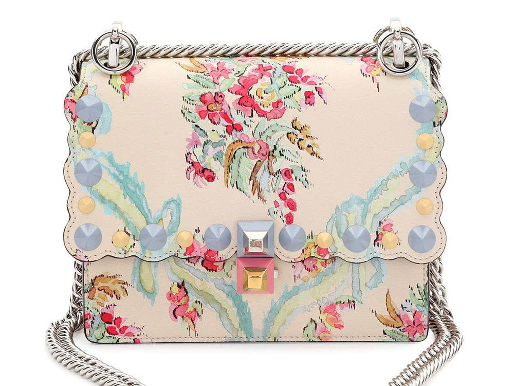 15 Best Mini Bags to Create a Momentous Fashion Statement