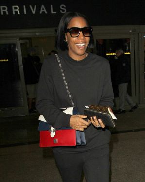 Since We Last Checked on Kelly Rowland, She’s Added a Ton of Bags to ...