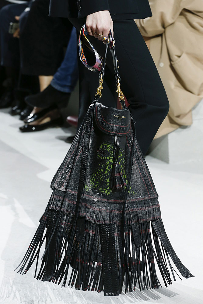 Dior’s Spring 2018 Runway Bags Continue the Brand’s New, Casual Vision ...