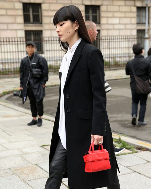 The Many Bags of Paris Fashion Week Spring 2018’s Celebrity Attendees ...