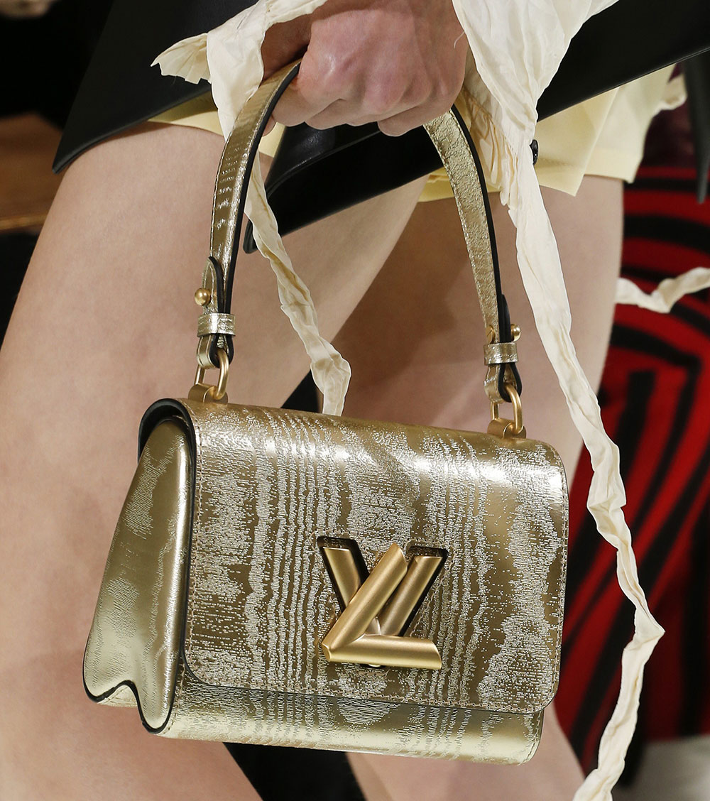 Introducing the Louis Vuitton Neo Alma in Monogram Empreinte - PurseBlog   Black louis vuitton bag, Louis vuitton bag outfit, Louis vuitton alma bag