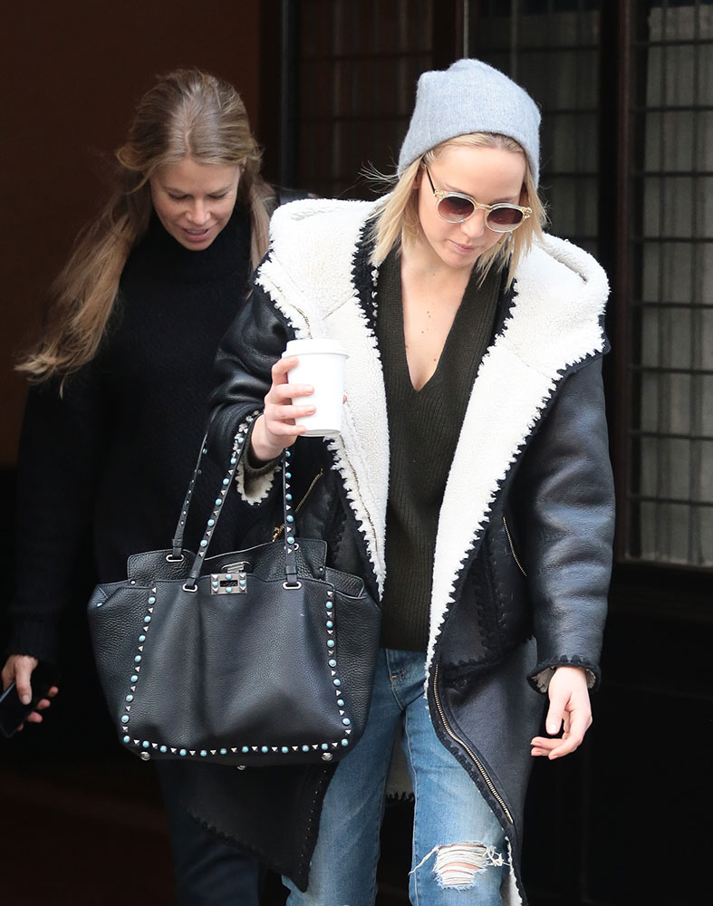 In Review: The Year in Bags Carried by Jennifer Lawrence - PurseBlog