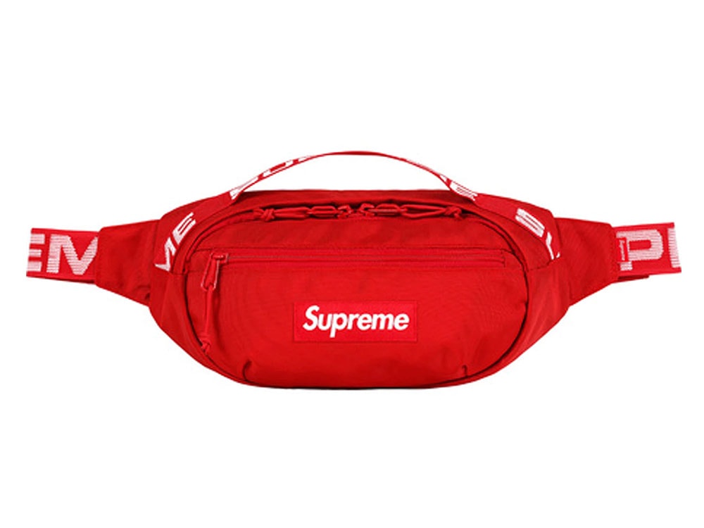 supreme fanny pack on body