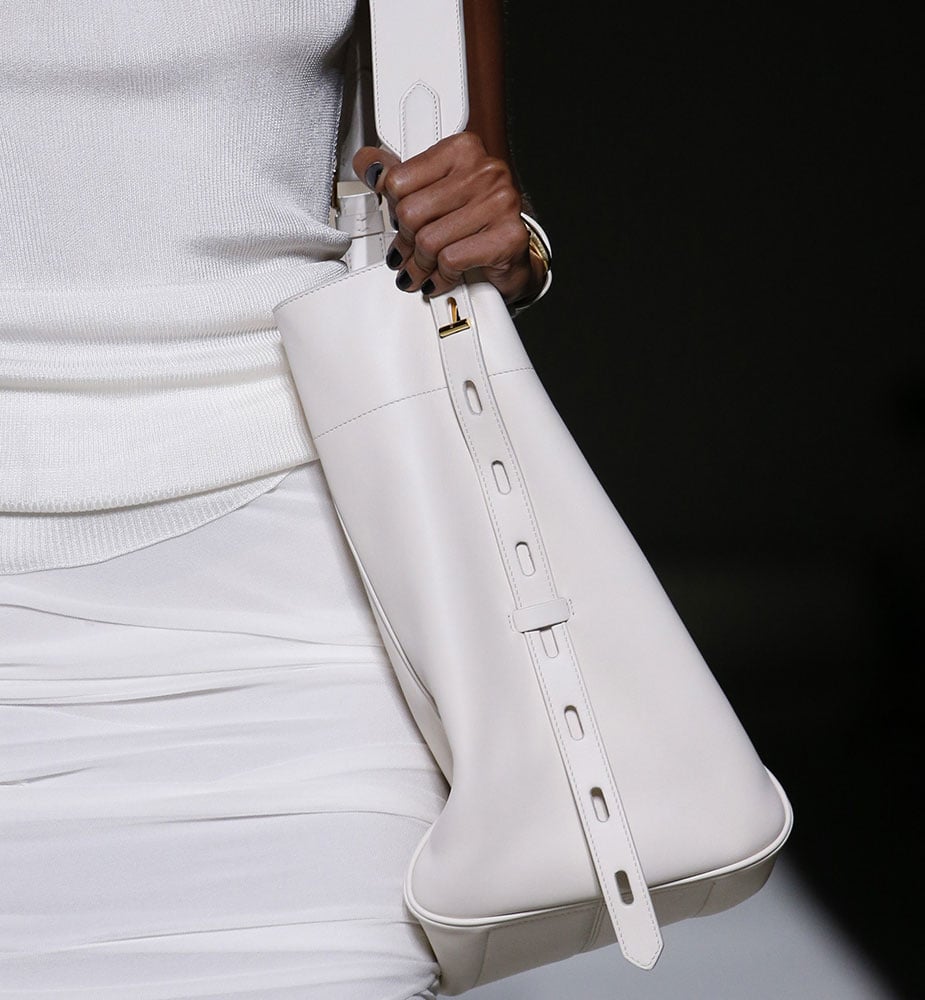 Tom Ford’s Spring 2019 Runway was Packed With Brand New Bag Designs in ...