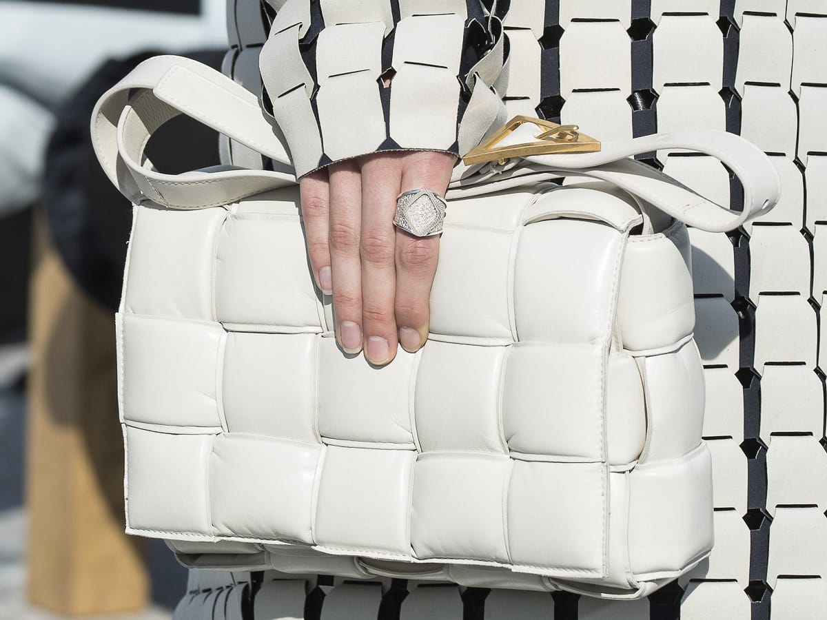 8 Bottega Veneta Bag Looks For Less - Lane Creatore
