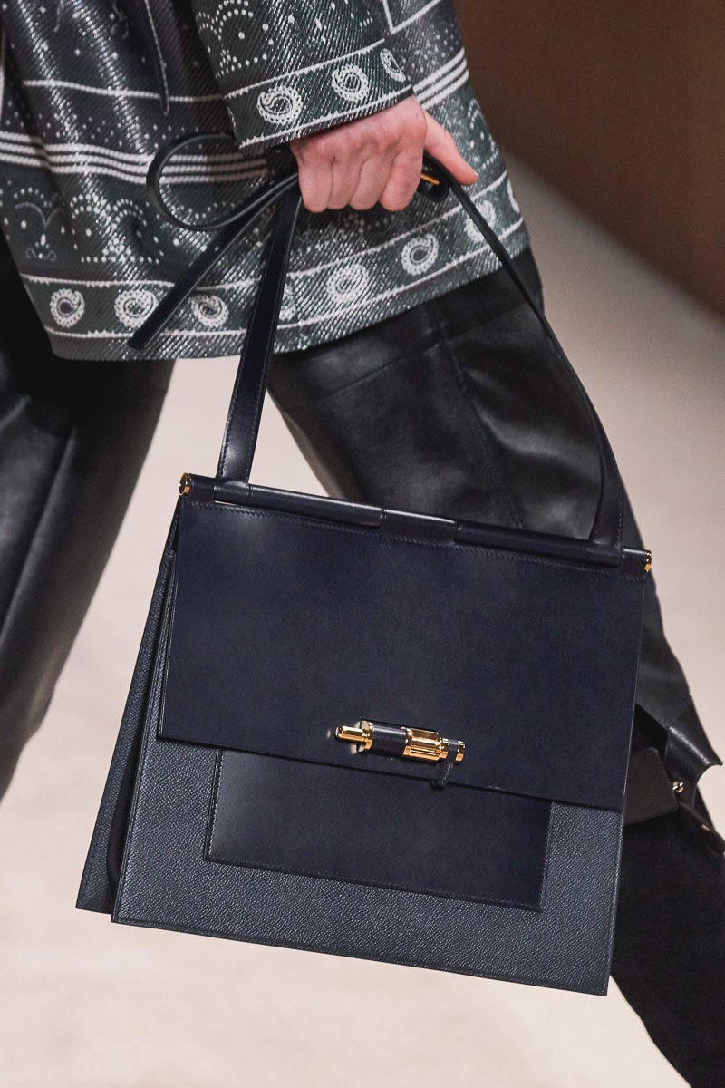Hermès Fall 2019 Menswear Collection  Handbags for men, Fashion bags,  Hermes handbags