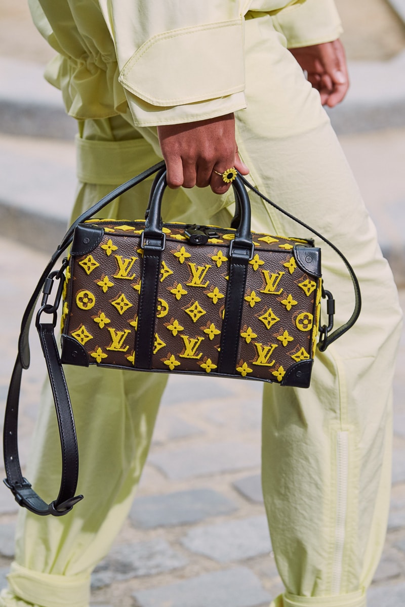 Louis Vuitton X Supreme - Danube - Crossbody bag - Catawiki