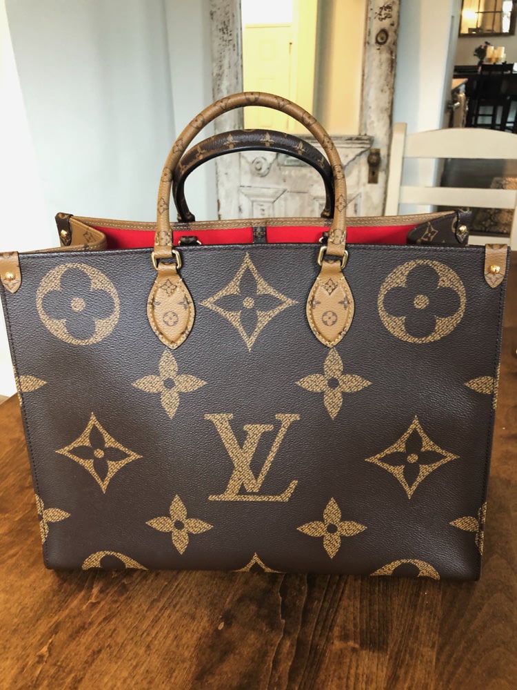 Louis Vuitton On The Go Mm Size on Sale -  1689984795