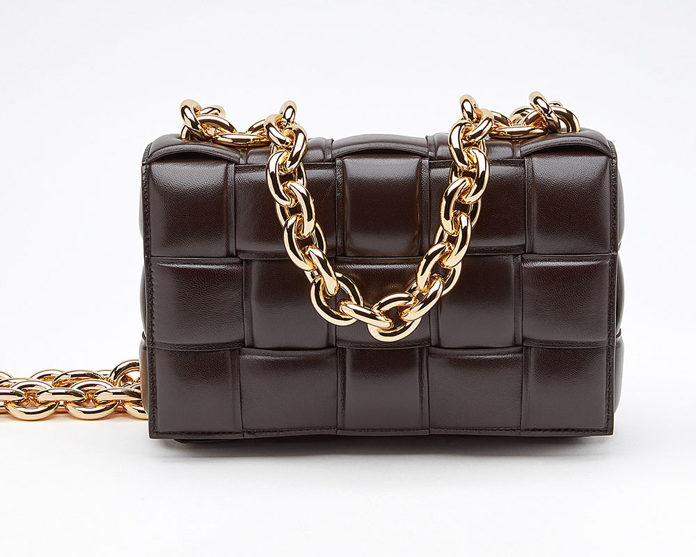 Chunky Chain Bags Will Dominate Fall — Here Are 11 To Shop Now