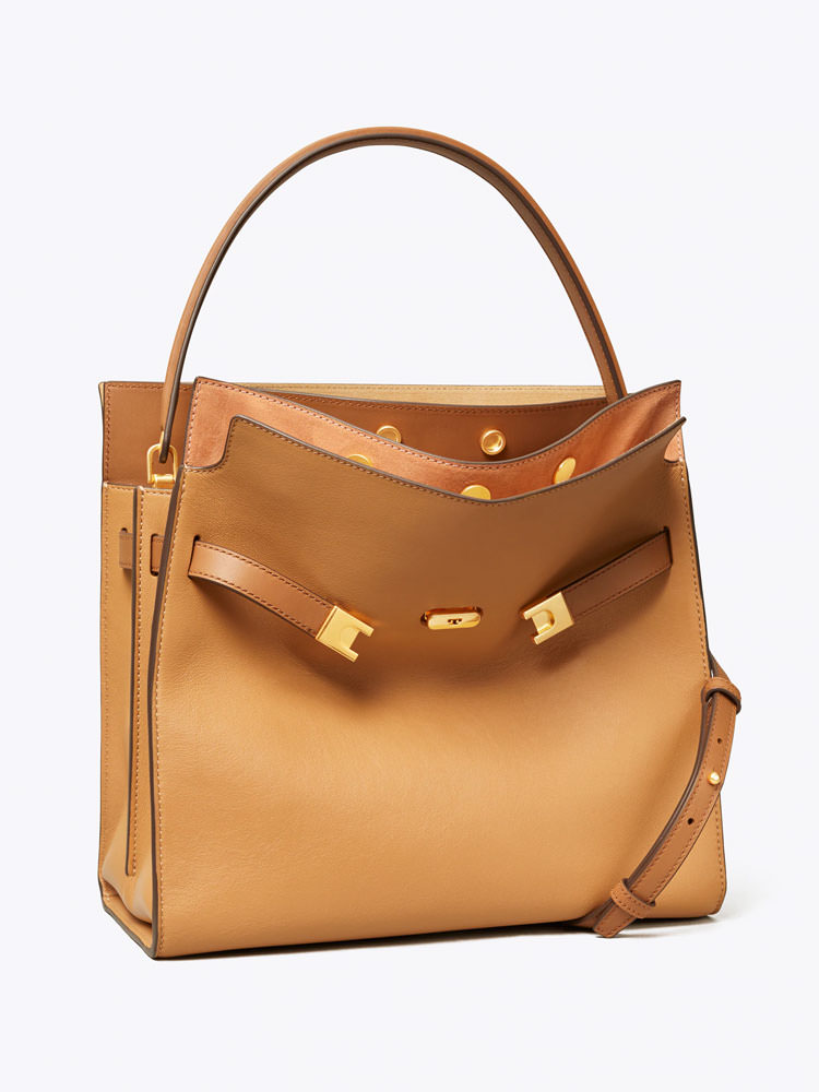 TORY BURCH LEE RADZIWILL BAG REVIEW & COMPARISON: What Fits, Mod Shots, &  My Recommendation 