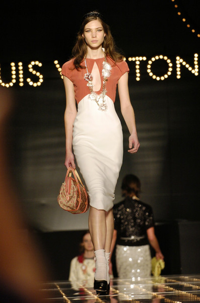 Louis Vuitton Spring 2005 Ready-to-Wear Fashion Show