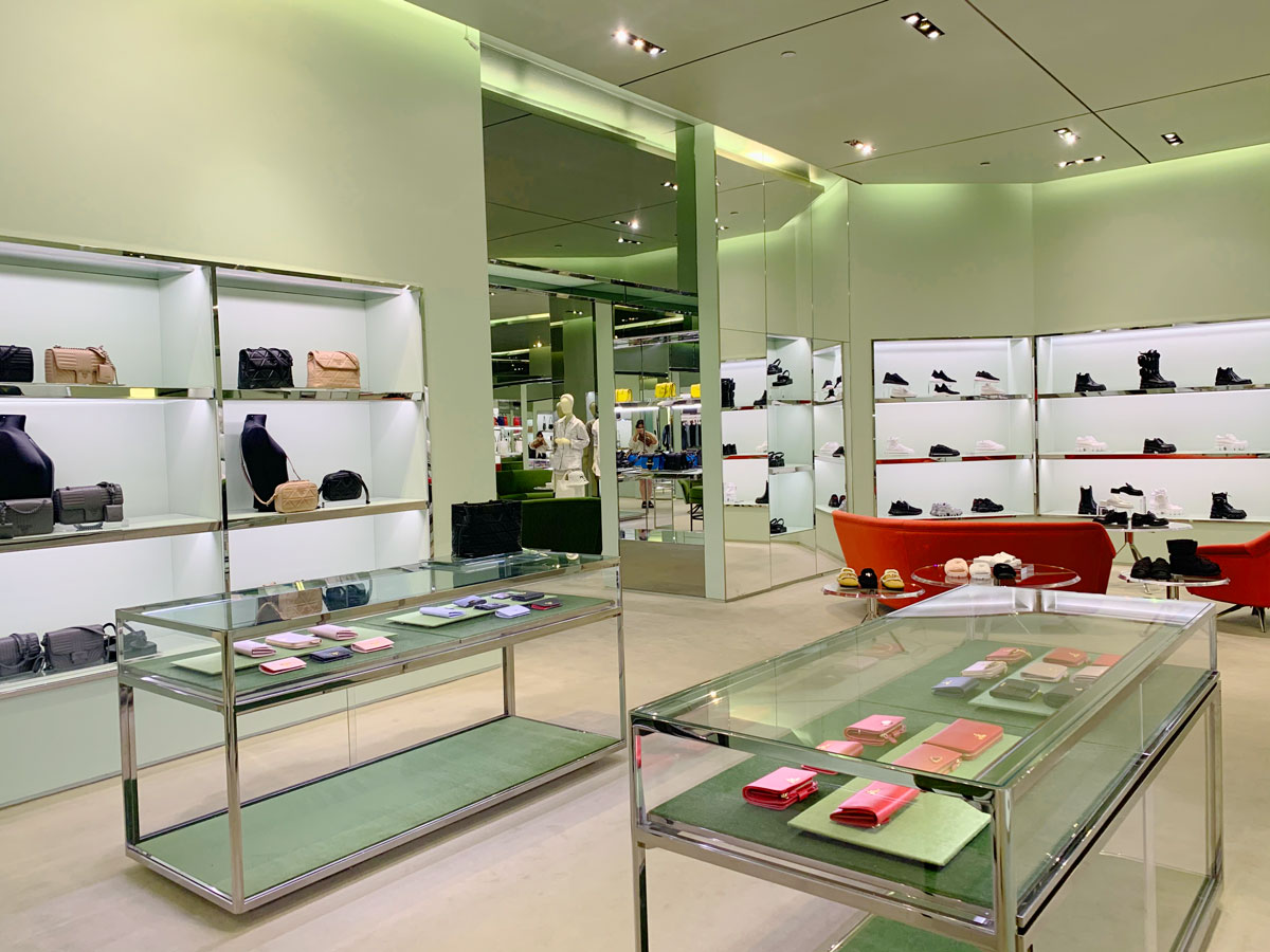 Louis Vuitton's redesigned South Coast Plaza store is its largest in the  Americas, features exclusive merchandise
