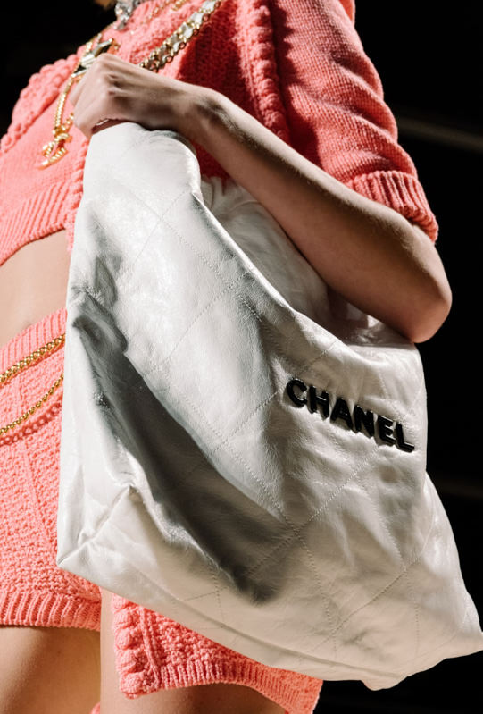 CHANEL TRASH BAG?! 🗑 22S SPRING SUMMER COLLECTION NEW 22 BAG TRY
