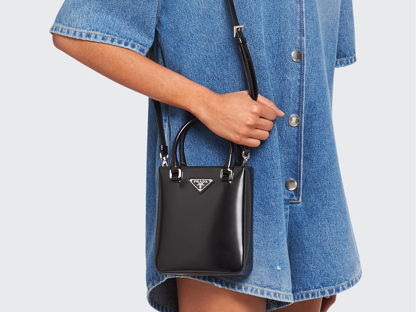 The Louis Vuitton Petit Sac Plat is NOT for everyone!! Its cute