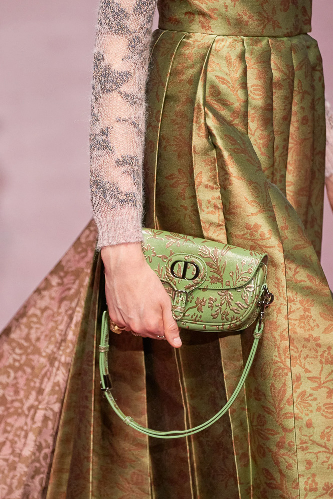 DIOR LAUNCH THE NEW IT ACCESSORY FOR THE FALL: THE BOBBY BAG • MVC Magazine