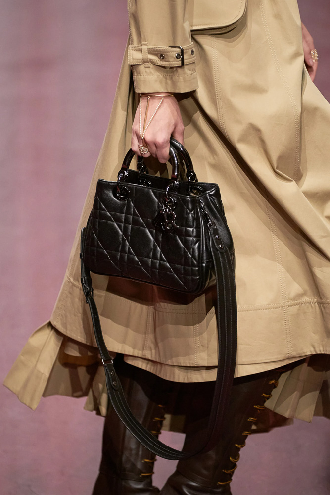 Dior's Fall/Winter 2022 Collection is Light on the Bags - BY