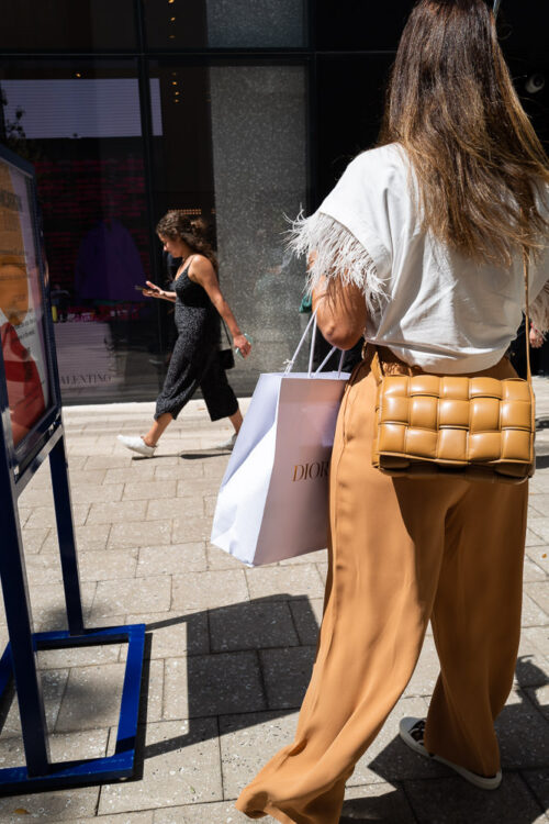 The Best Street Style Bags We Saw At Miami’s LAFS - PurseBlog