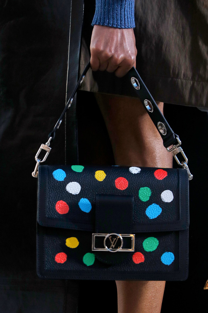 LV 2023 TILSITT Reverse Monogram Bag COMPARISONS Croisette Louis Vuitton  Spring Unboxing #luxurypl38 