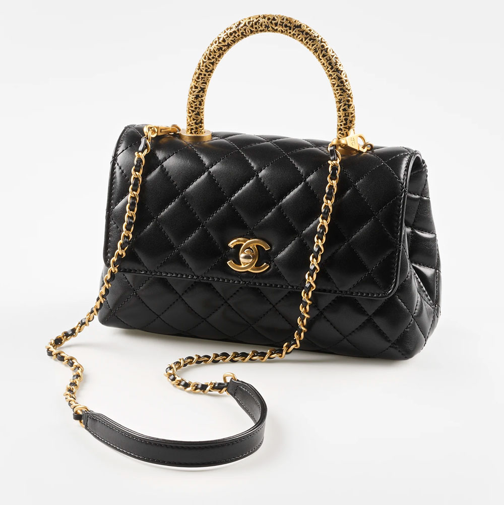 Chanel 22 Bag Review  Chanel's New Style Is Equal Parts Modern