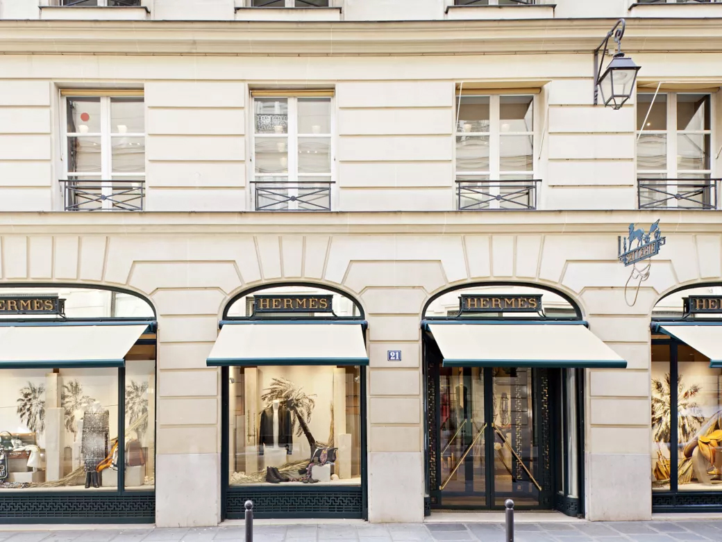 Ultimate Guide to Shopping at Louis Vuitton in Paris - The Luxury