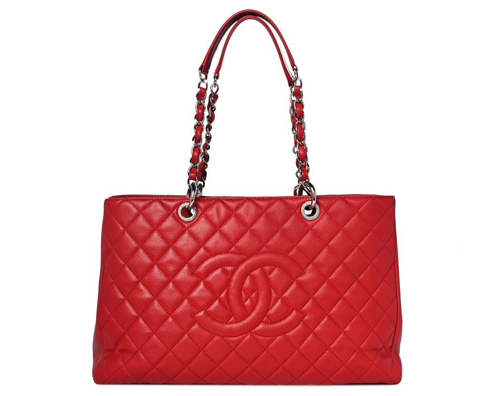 My Chanel GST Tote Bag - YouTube