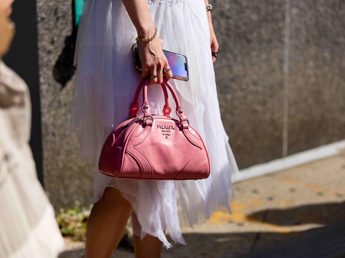 Fall 2023 Handbag Trends - Doused in Pink