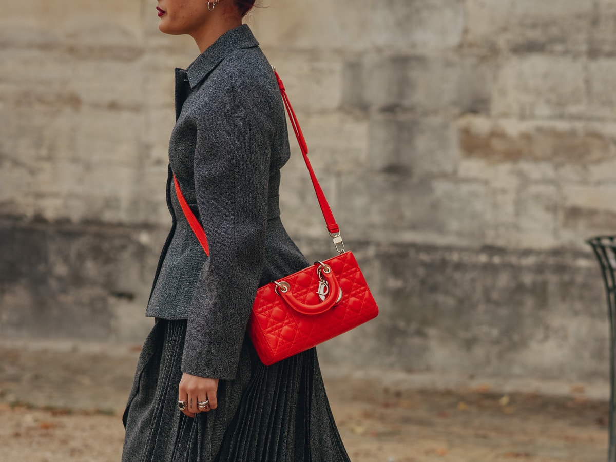The Best Celebrity Bag Looks of Paris Fashion Week Fall 2018 - PurseBlog