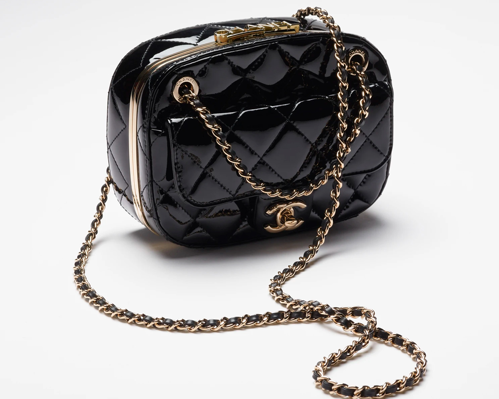 Chanel Black Crumpled Patent Leather Droplet Bag Chanel | The Luxury Closet