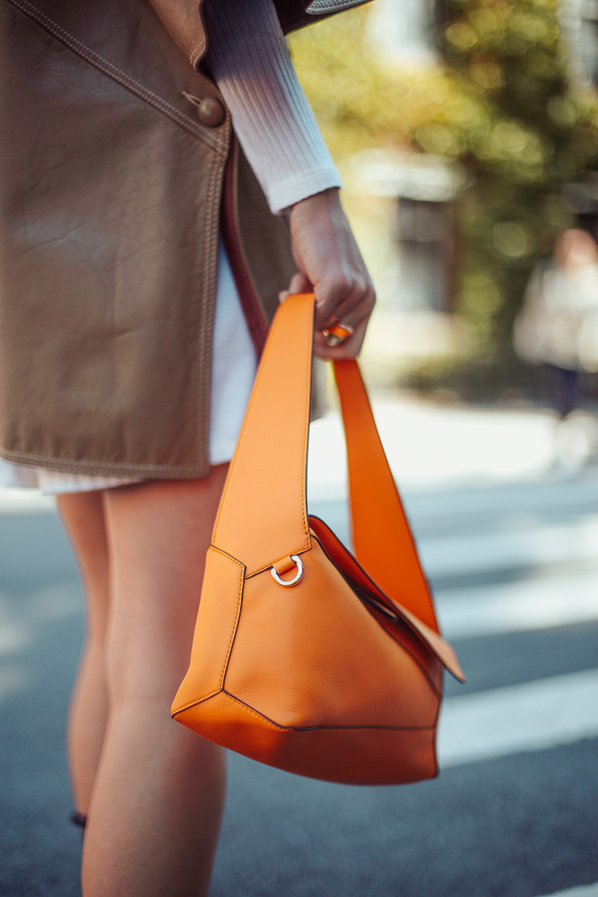 LOEWE PUZZLE BAG REVIEW + 7 and more ways to wear it + What fits +