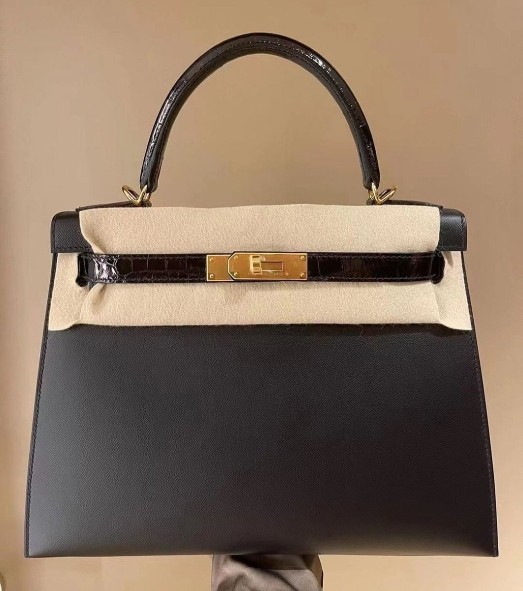 Birkin & Kelly] A unique design that makes you being touched The