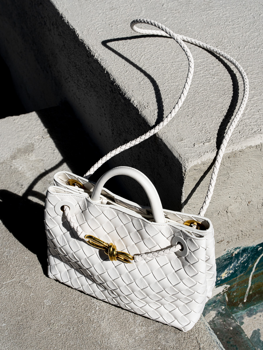 bottegavenetaandiamo what fits in the medium and small? #itbag #luxur, Luxury Bag