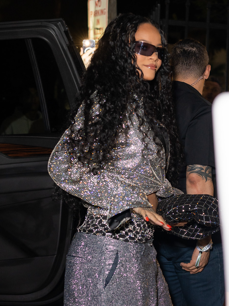 Celebrity Bag: Rihanna and Chanel – The Bag Hag Diaries