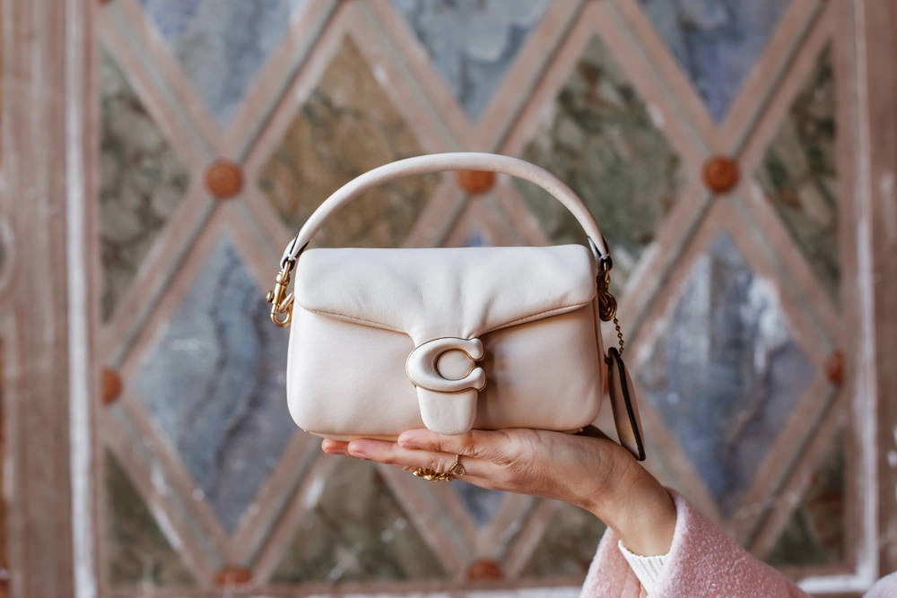 This Cult-Favorite Coach Purse Is THE Handbag We Need for Fall